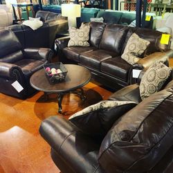 Breville Espresso Living Room Set Ashley /Sofa and Loveseat 