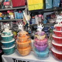 Tupperware 