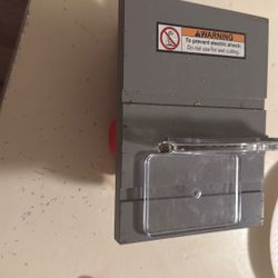 Mighty-Mite Mini Table Saw with 4-inch Blade Chicago Electric