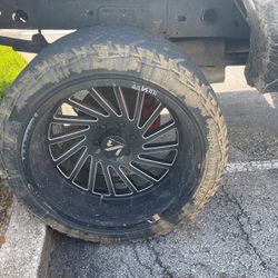 Akron Off-road 6lug Chevy Half Ton 22 Inch Wheels And Tires 