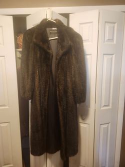 Maison Blanc Full-Length Mink Fur Coat