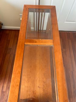 Free TV stand