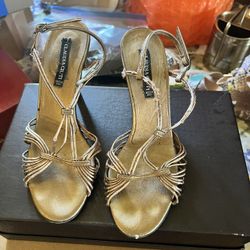 ✨  Designer Claudia Ciuti Strappy Gold Heels – Hand-made in Italy – Size 6.5M ✨ 