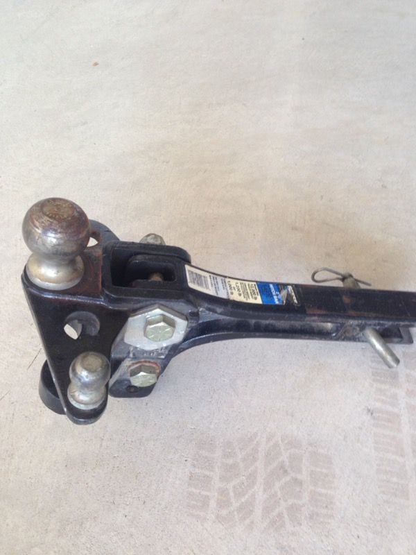 Reese 54970 adjustable 2" hitch with stabilizer bars