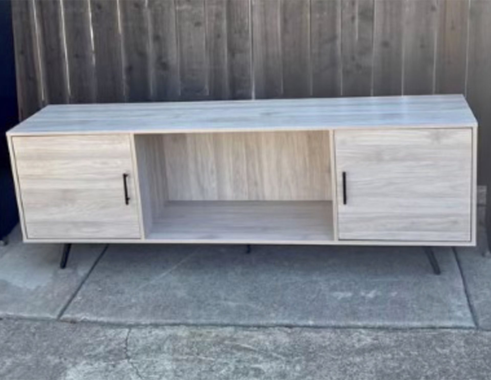 Modern TV Stand / Media Console – Like New