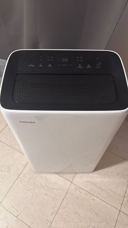 Toshiba portable AC unit with window / sliding door accessories