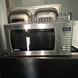 Microwave In Working Condition 