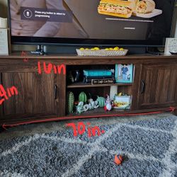  TV Stand/Entertainment Center 