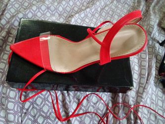 Women 👠