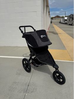 Revolution Flex Jogging Stroller - Heavy Duty, Folding, with Suspension by BOB