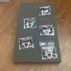 5 Cross Earrings 