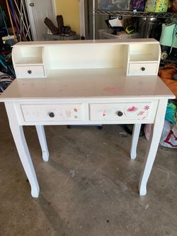 Free desk