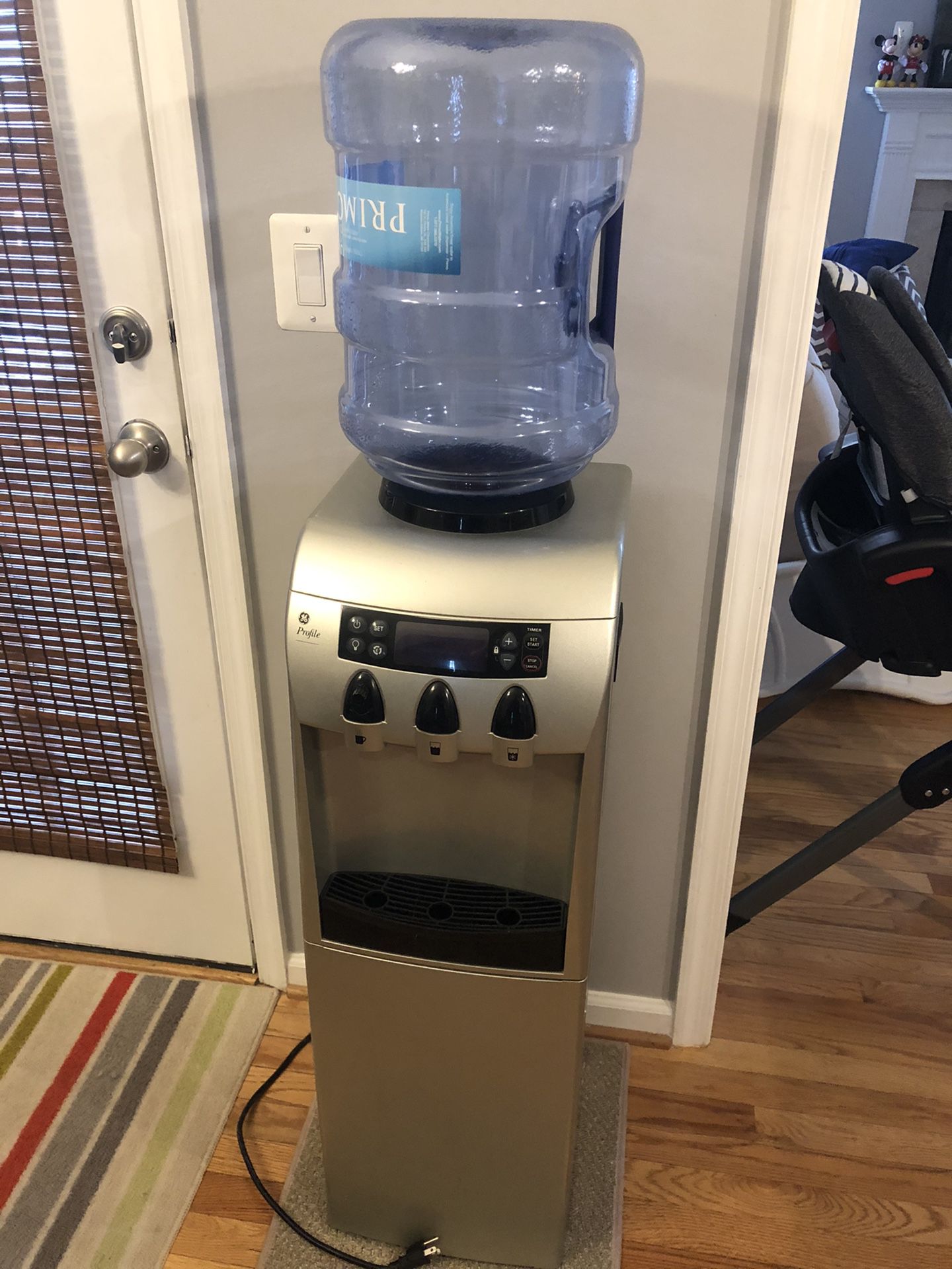GE water dispenser