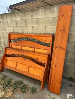 Fulll size bed frame