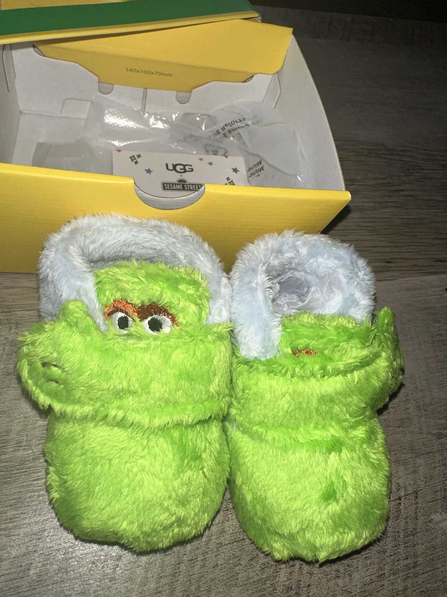 UGG Sesame Street Baby Booties 0-6 Months