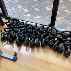 Tons Of Kettle Bells- From 5 Lbs All The Way To 70 Lbs