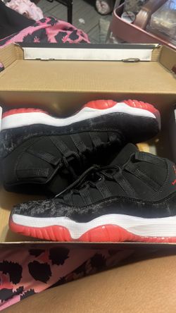 AIR JORDAN 11 RETRO BLACK/RED