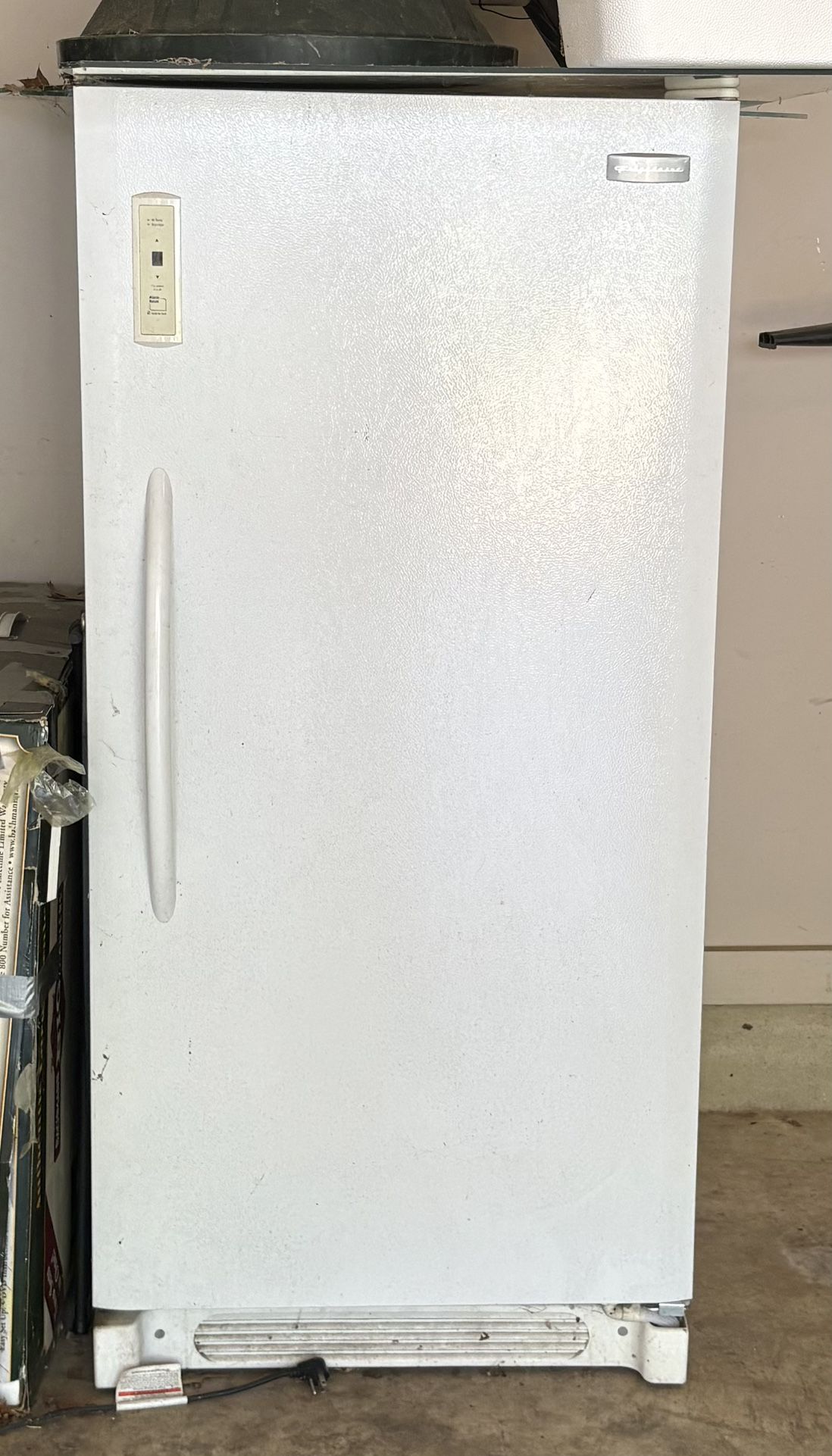 Frigidaire Deep Freezer