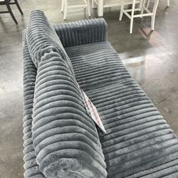 4-Piece Sectional Set W/ Ottoman   💢   Bonito Seccional De 4 Piezas  Color Gris Oscuro   💢   One-Arm Loveseat x 2 + Corner Wedge + Cocktail Ottoman 