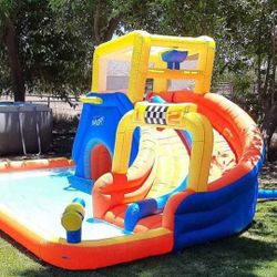 Bestway H2OGO! 18' x 16.5' x 8.6' Super Speedway Child Inflatable Water Park water slide