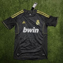 Black retro Madrid jersey