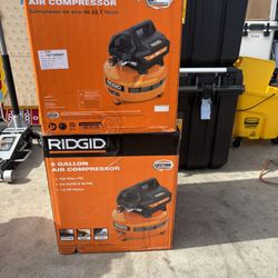 RIDGID 6 Gal. 150 PSI Portable Electric Oil-Free Jobsite Pancake Air Compressor with Dual Pressure Gauges and 2-Quick Couplers