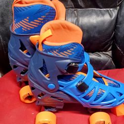 Roller Derby Skates Adjustable In Size 3-6 Like New