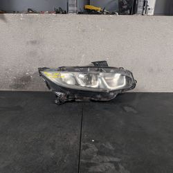 2016-2017-2018 HONDA CIVIC RIGHT HEADLIGHT OEM USED #9561
