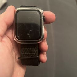 Apple Watch SE 41mm