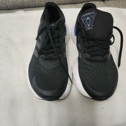 Adidas Marval Black Panther Size  4.5