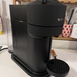 Nespresso Vertuo Next - Matte Black