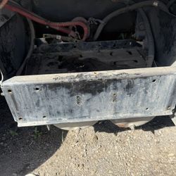 2012 Frighliner Cascadia / Battery Compartment $195