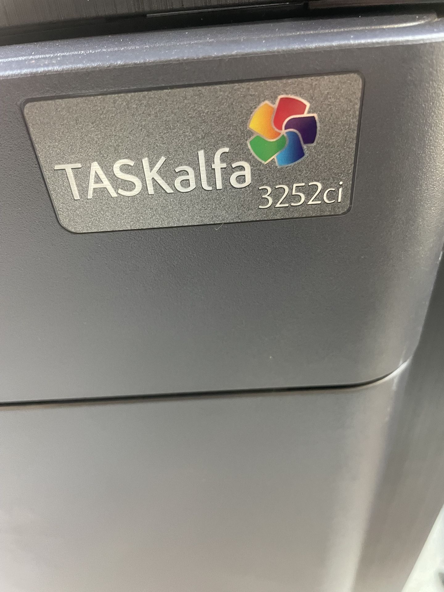 Kyocera TASKalfa 3252ci Color Copier Low Counter, 58K Only