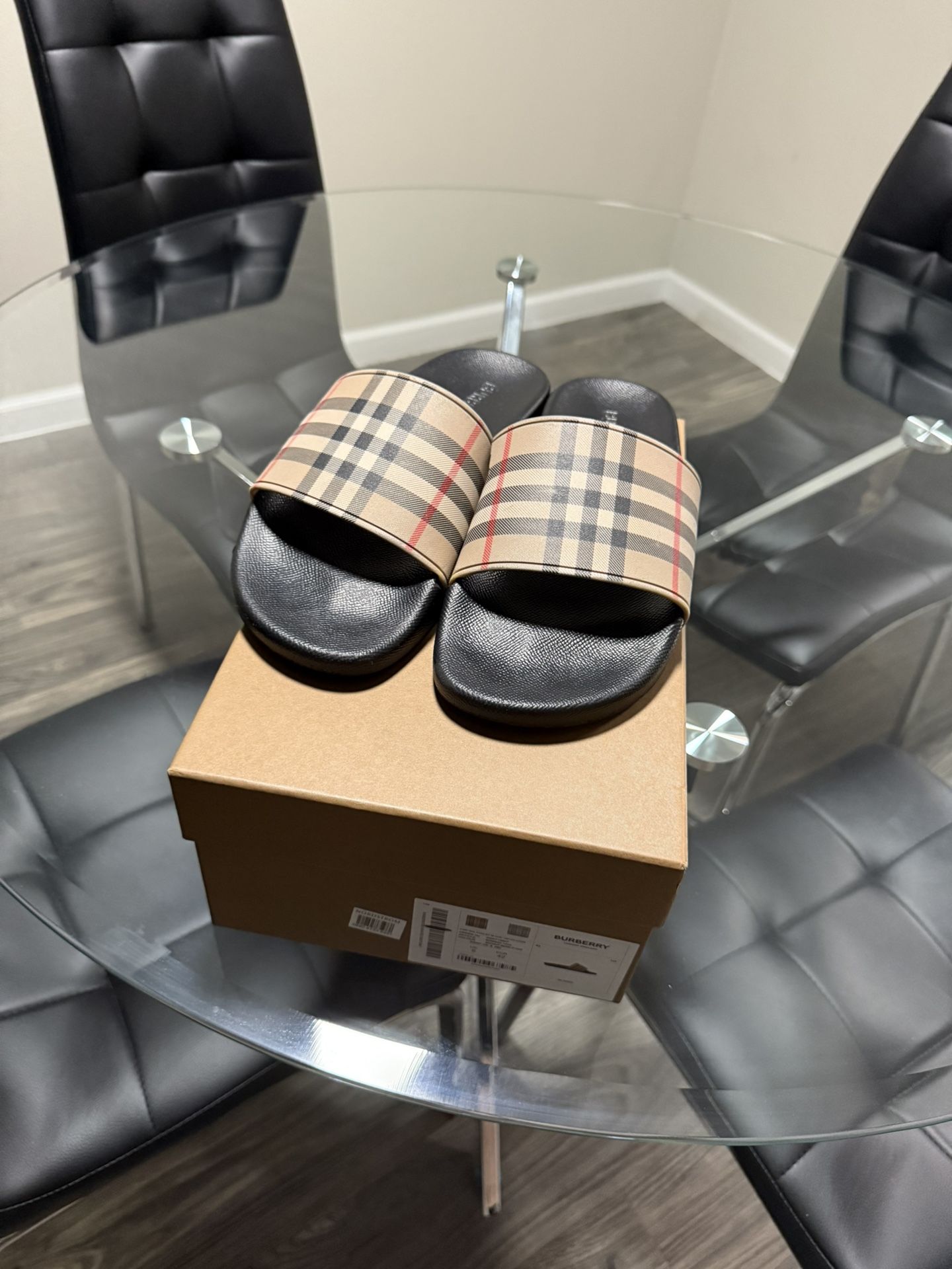 Burberry slides