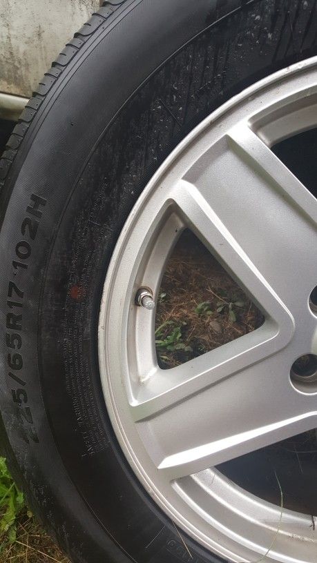 Jeep Compass 4 Tires & Wheels. Parts Too