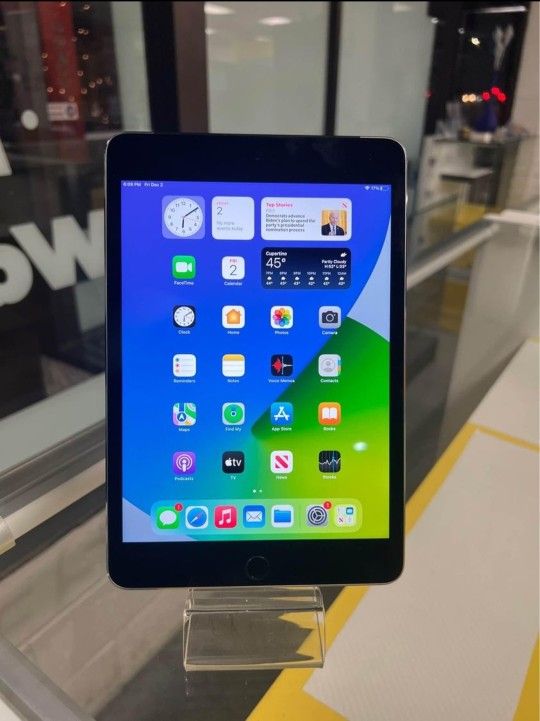 iPad Mini 2, Wi-Fi Internet Access,  Excellent Condition. 