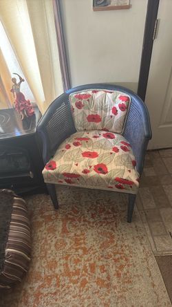 Arm chair