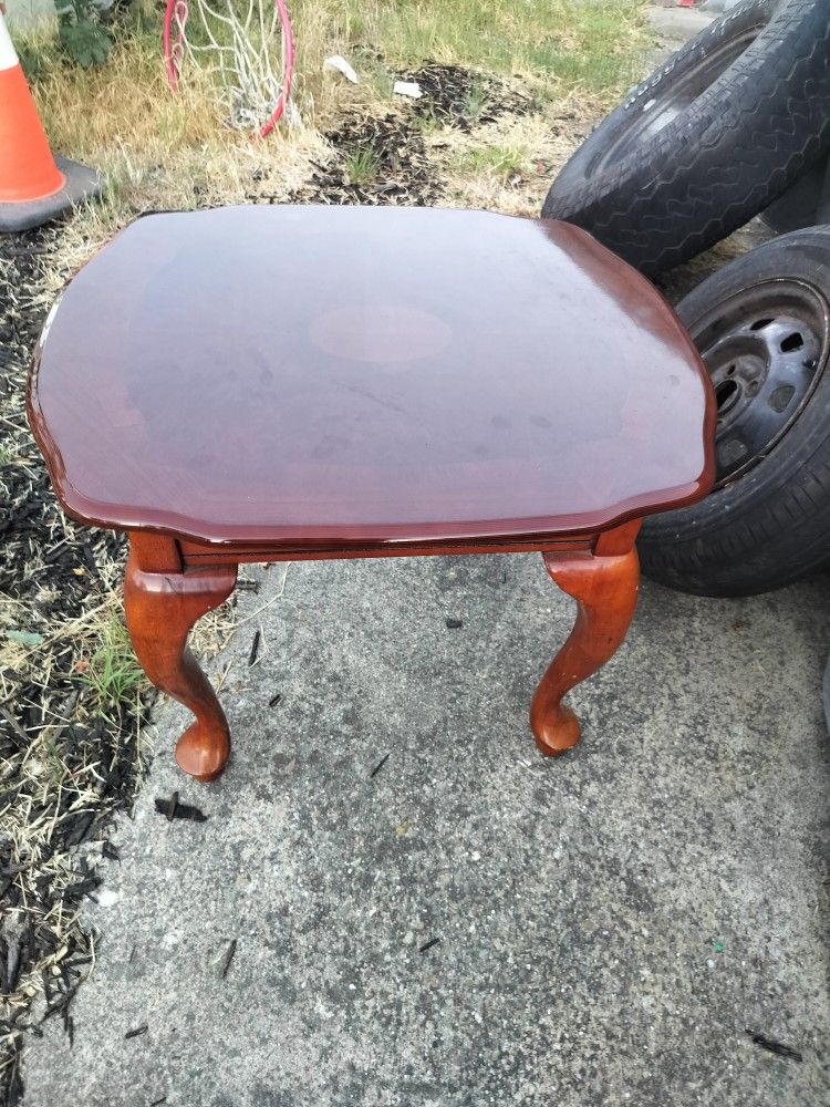 Nice Coffee Table Or Night Stand