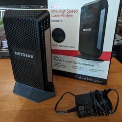 Netgear 5 Stream WiFi Router And Ultra-high Speed Cable Modem