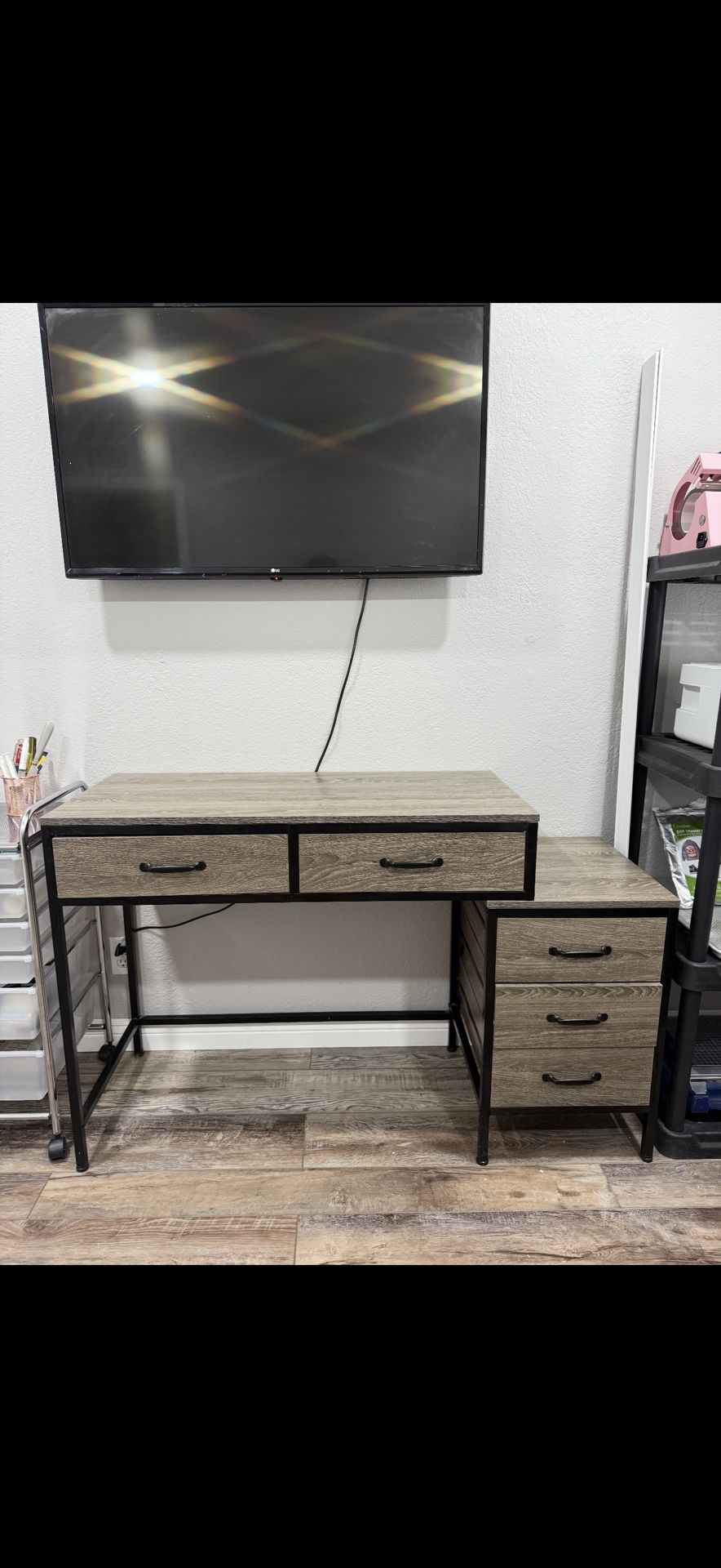 5 Drawers Computer Desk