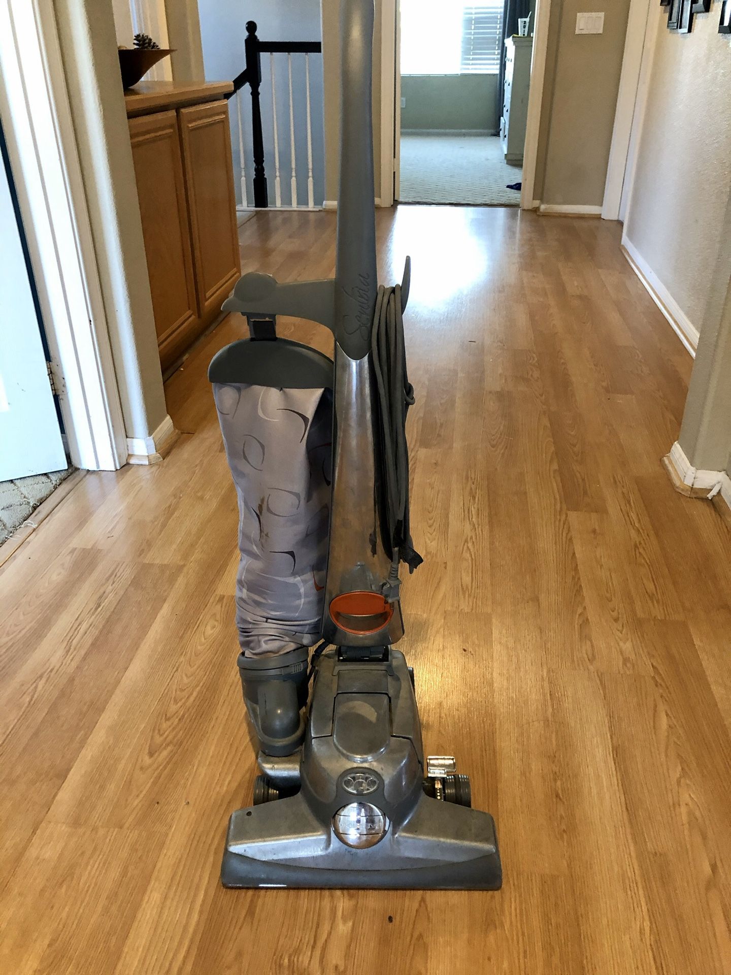 Kirby G10D vacuum for Sale in Carlsbad, CA OfferUp