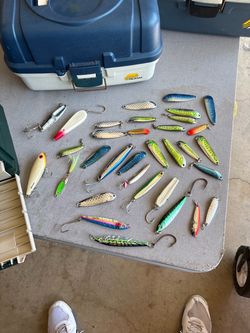 Fishing lures