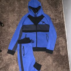 Men M. Blue Nike Sweat fit 