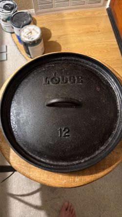 Lodge 12 quart Dutch oven