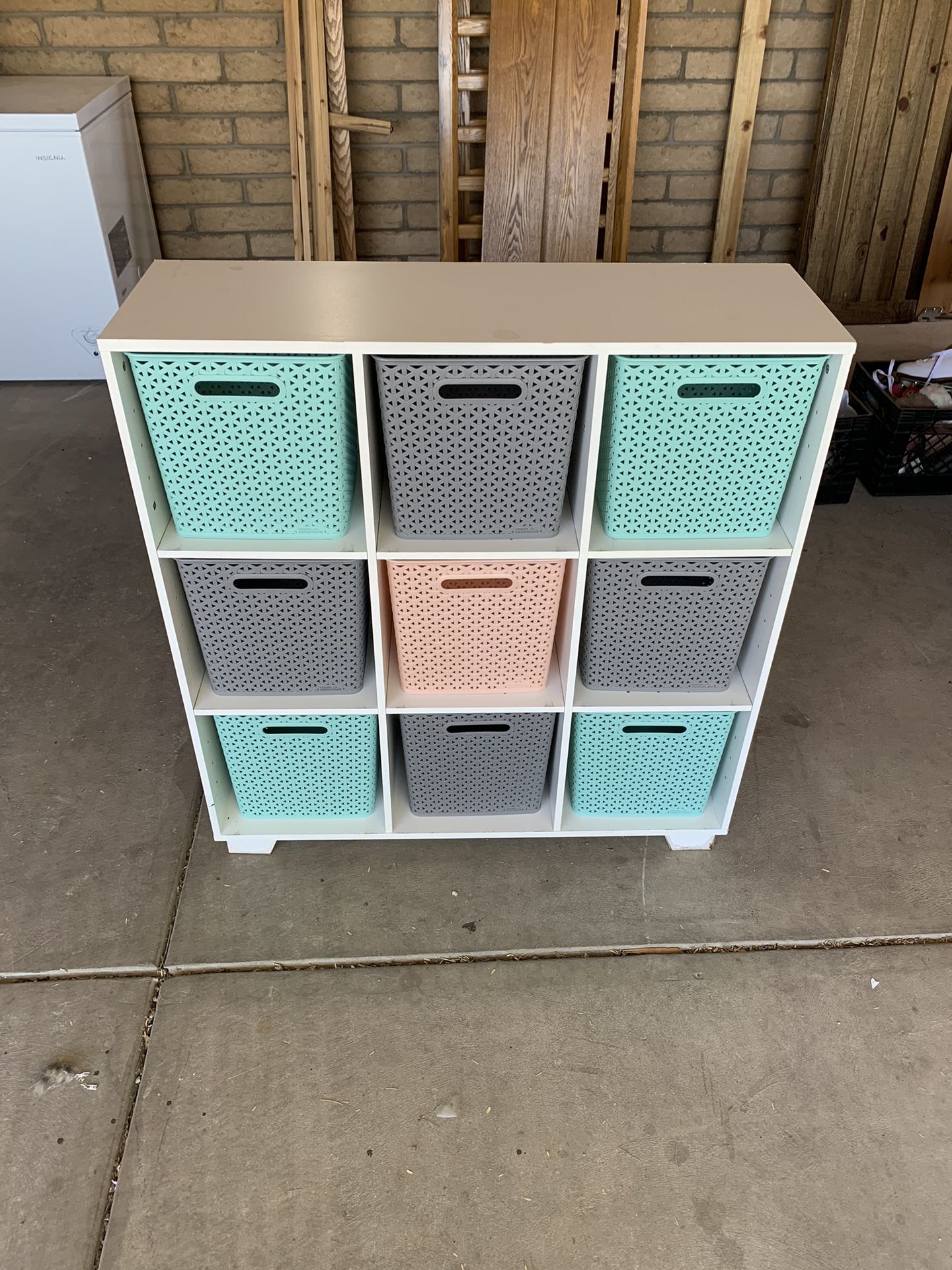 Dresser Organizer