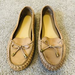 Michael Kors beige Loafers Size 8M