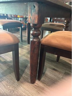 Dining room table CHAIRS NOT INCLUDED