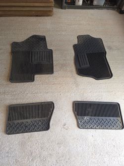 07 TO 13 SILVERADO FLOOR MATS