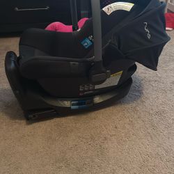 Nuna Car seat