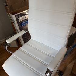 White Leather Office Desk Chair